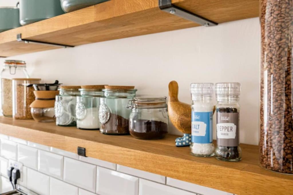 Cosy Hygge/ Scottish Themed By Loch Ness Holiday home Fort Augustus